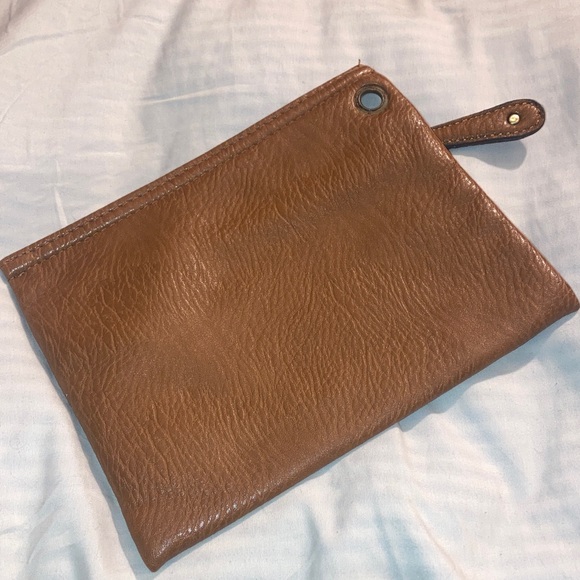 Ipsy  Brown and Cream and navy blue  Geometric Clutch Set - Picture 5 of 6